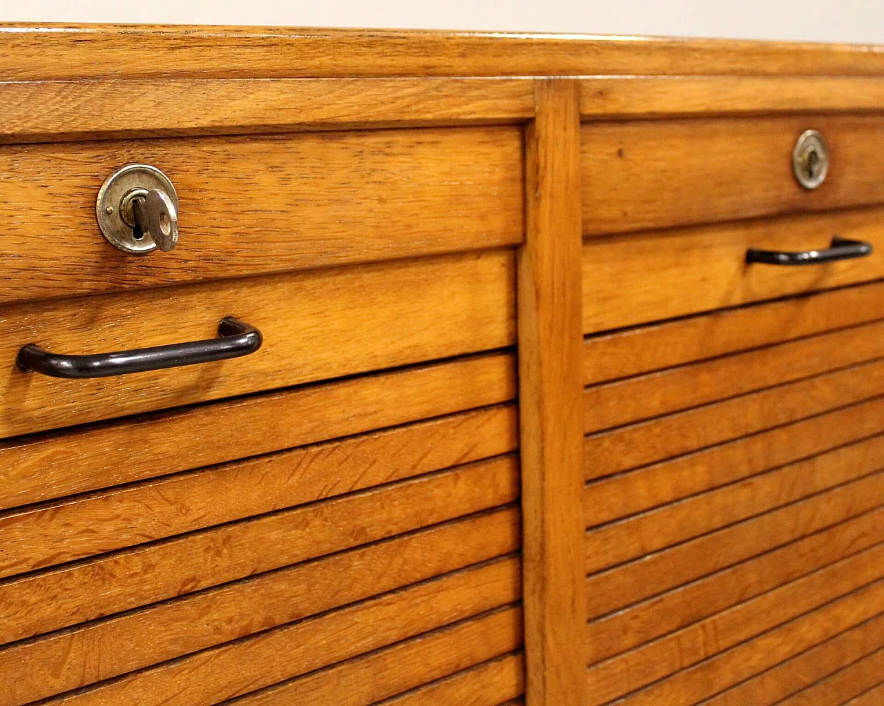 Oak filing cabinet with shutter, early 20th century 8