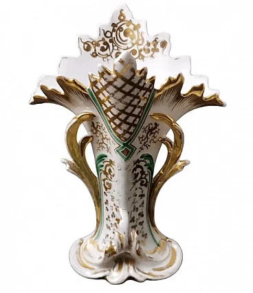 French wedding vase in De Paris porcelain, late 19th century