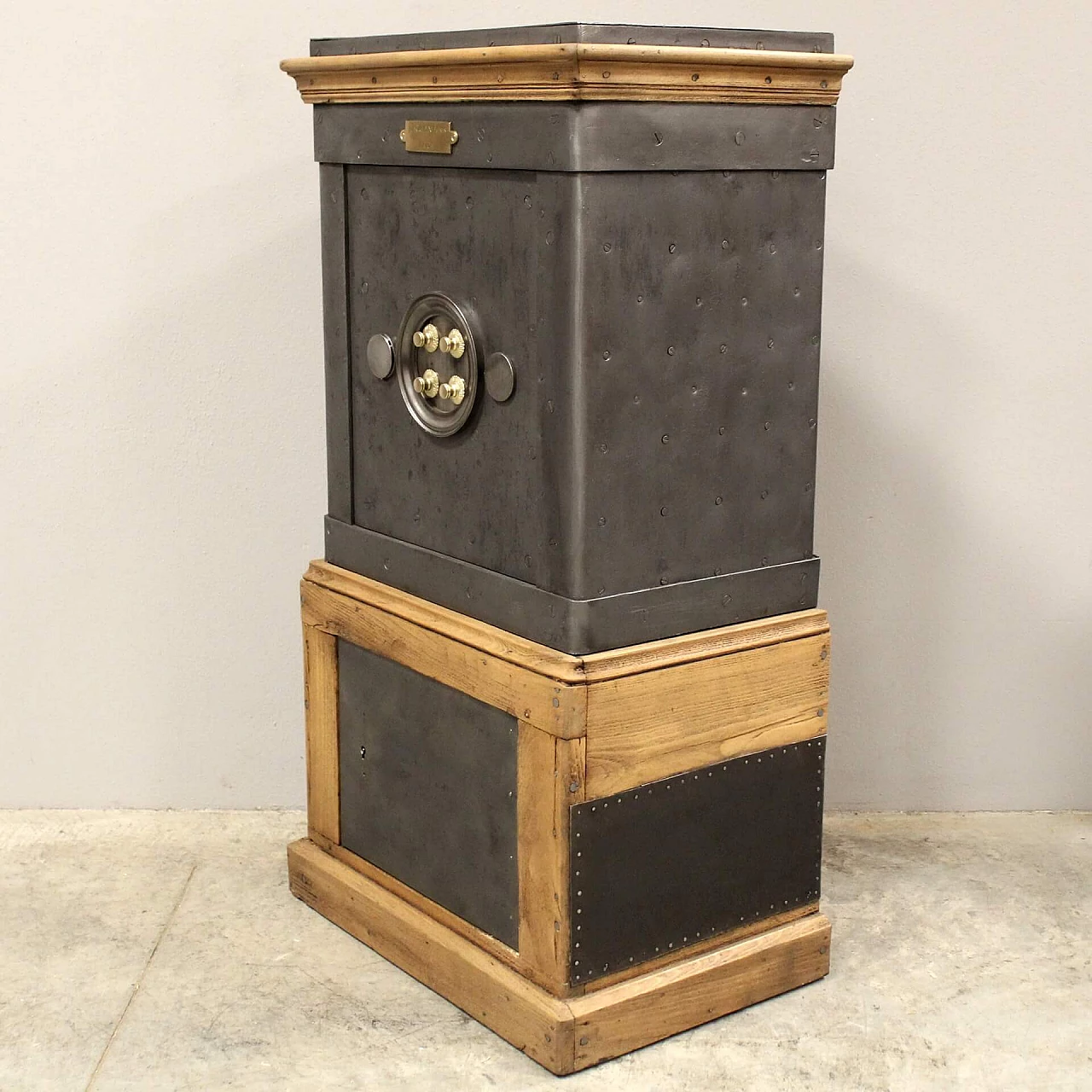 Iron and wood safe, late 19th century 2