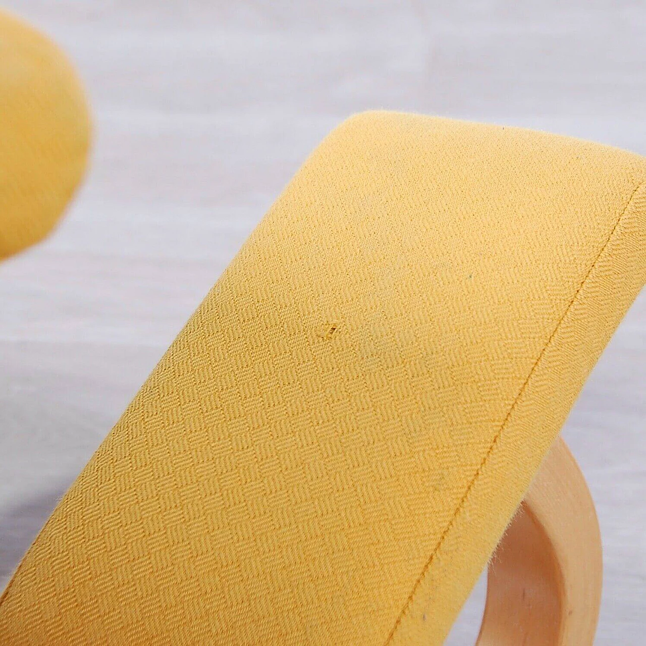 Sedia ergonomica gialla Stokke di Peter Opsvik, anni '80 9