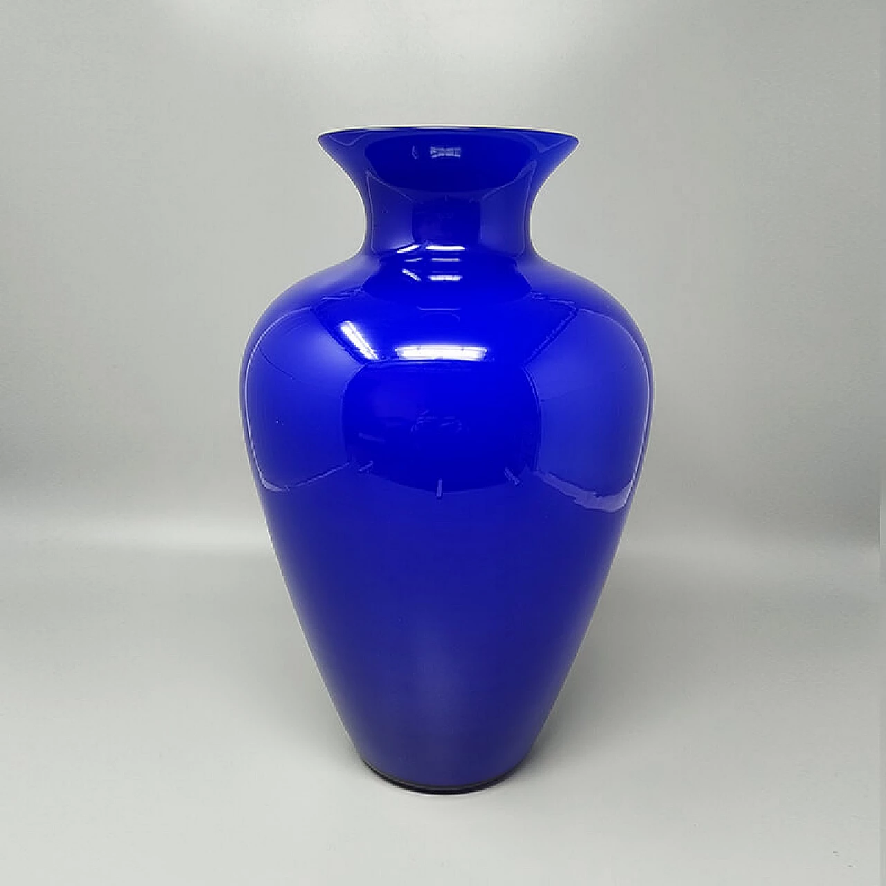 Vaso in vetro blu di Ind. Vetraria Valdarnese, anni '70 4