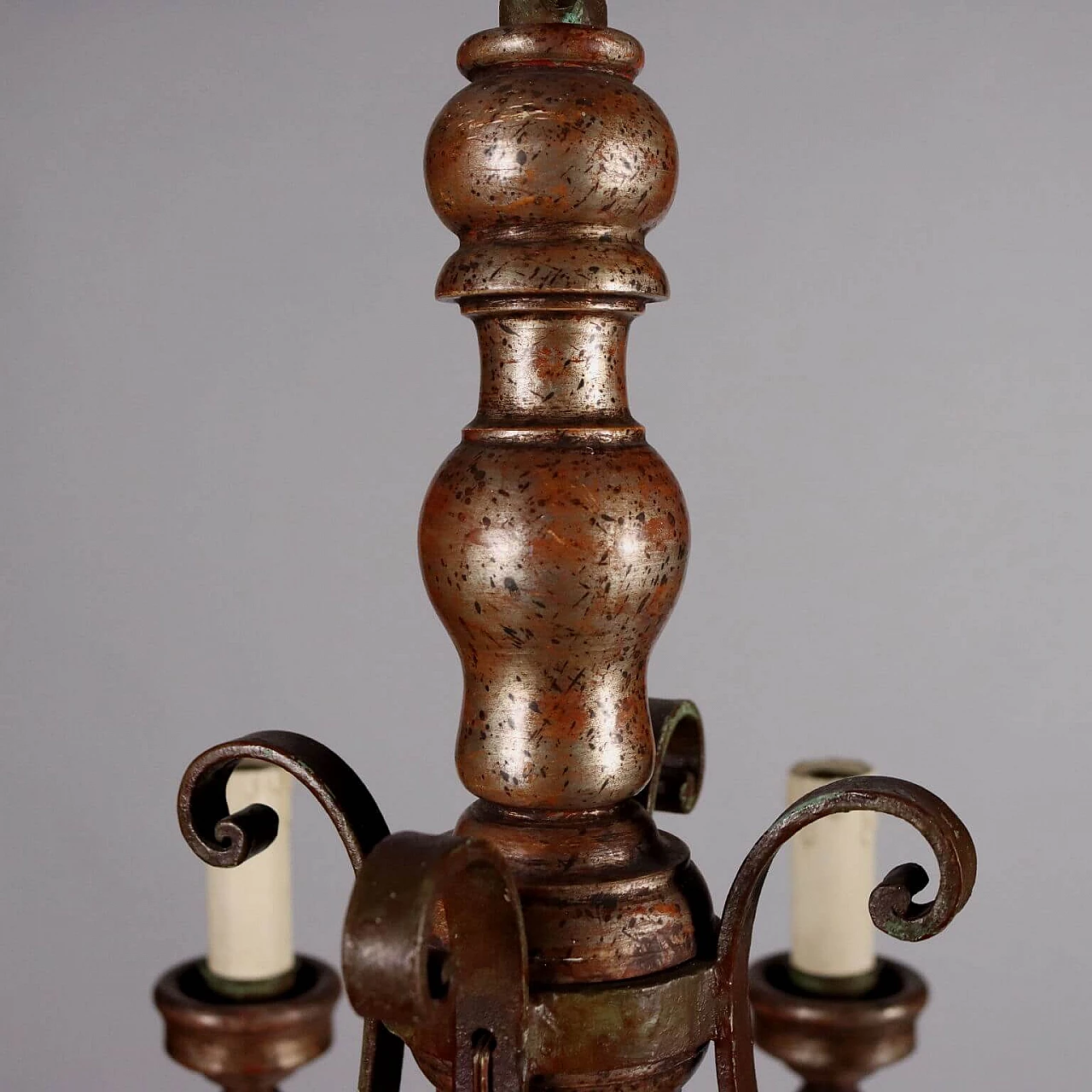 Turned wooden chandelier with eight metal arms 5