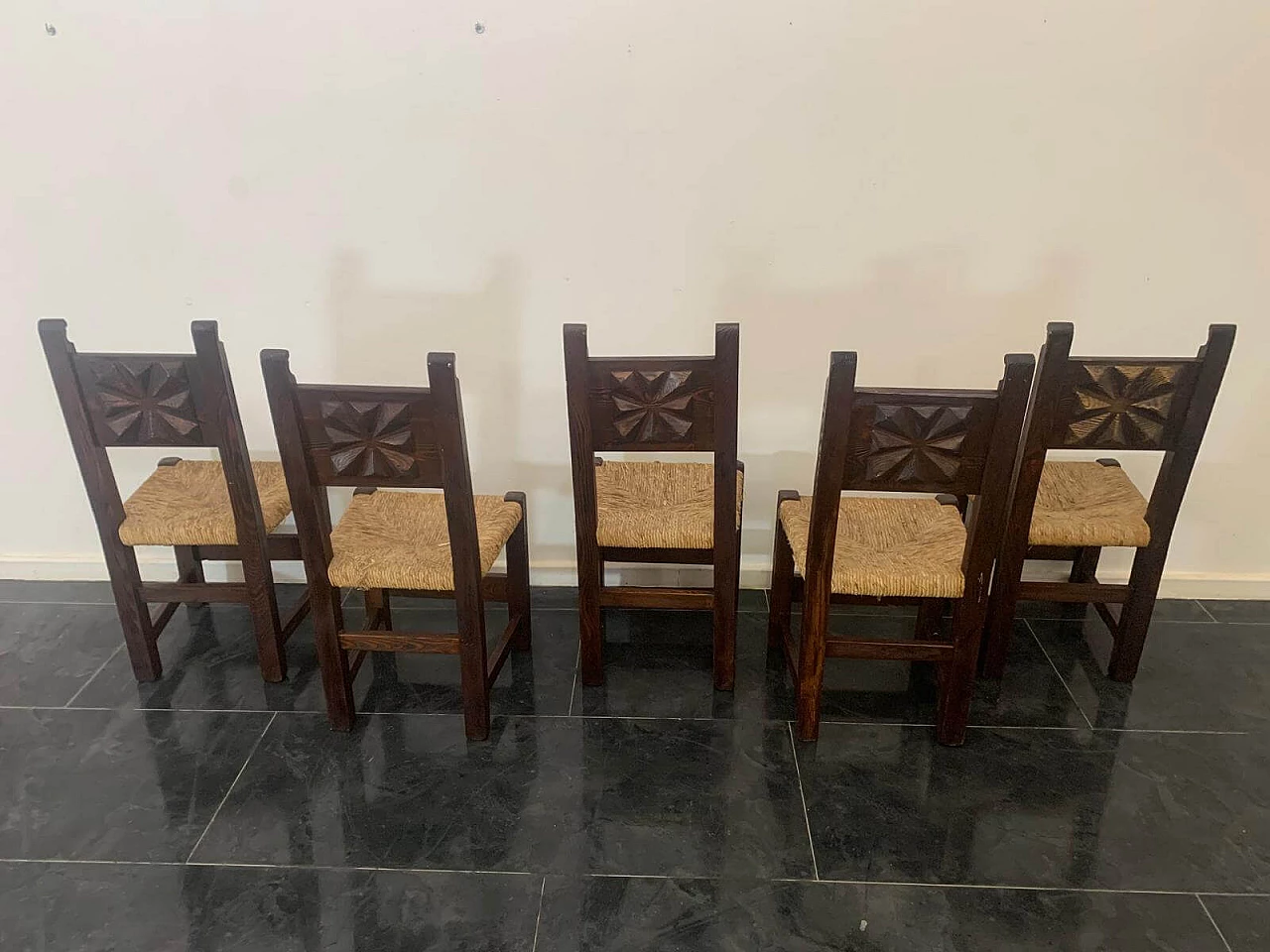 5 Brutalist dining chairs in carved oak, 1950s 4