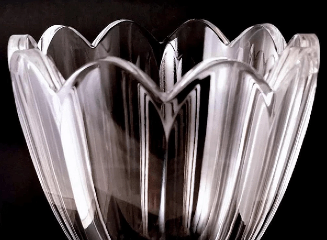 Swedish crystal tulip vase, 1980s 8
