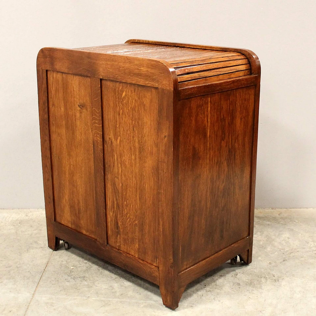 Oak filing cabinet with shutter and drawers, early 20th century 4