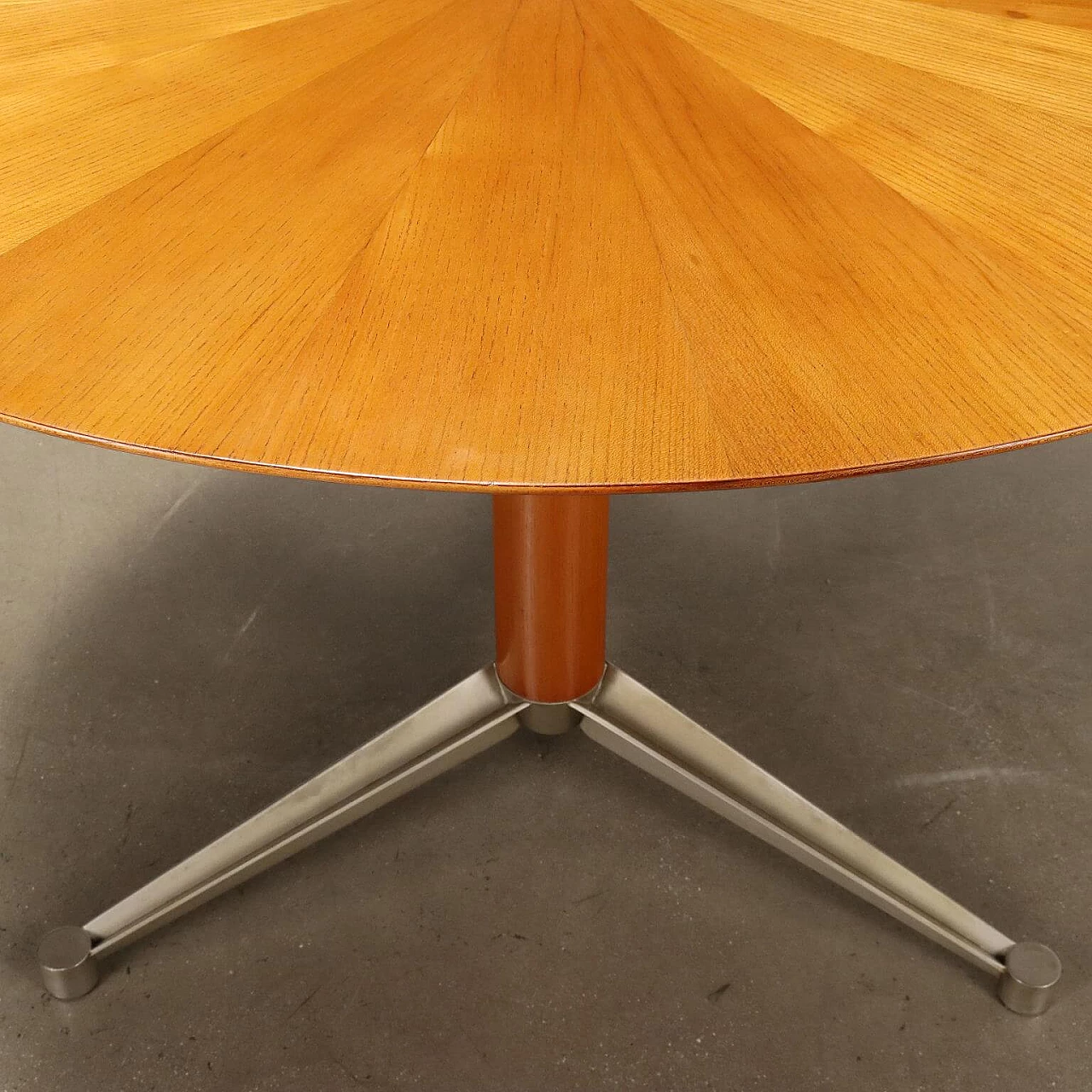 Round teak table, 1960s 3