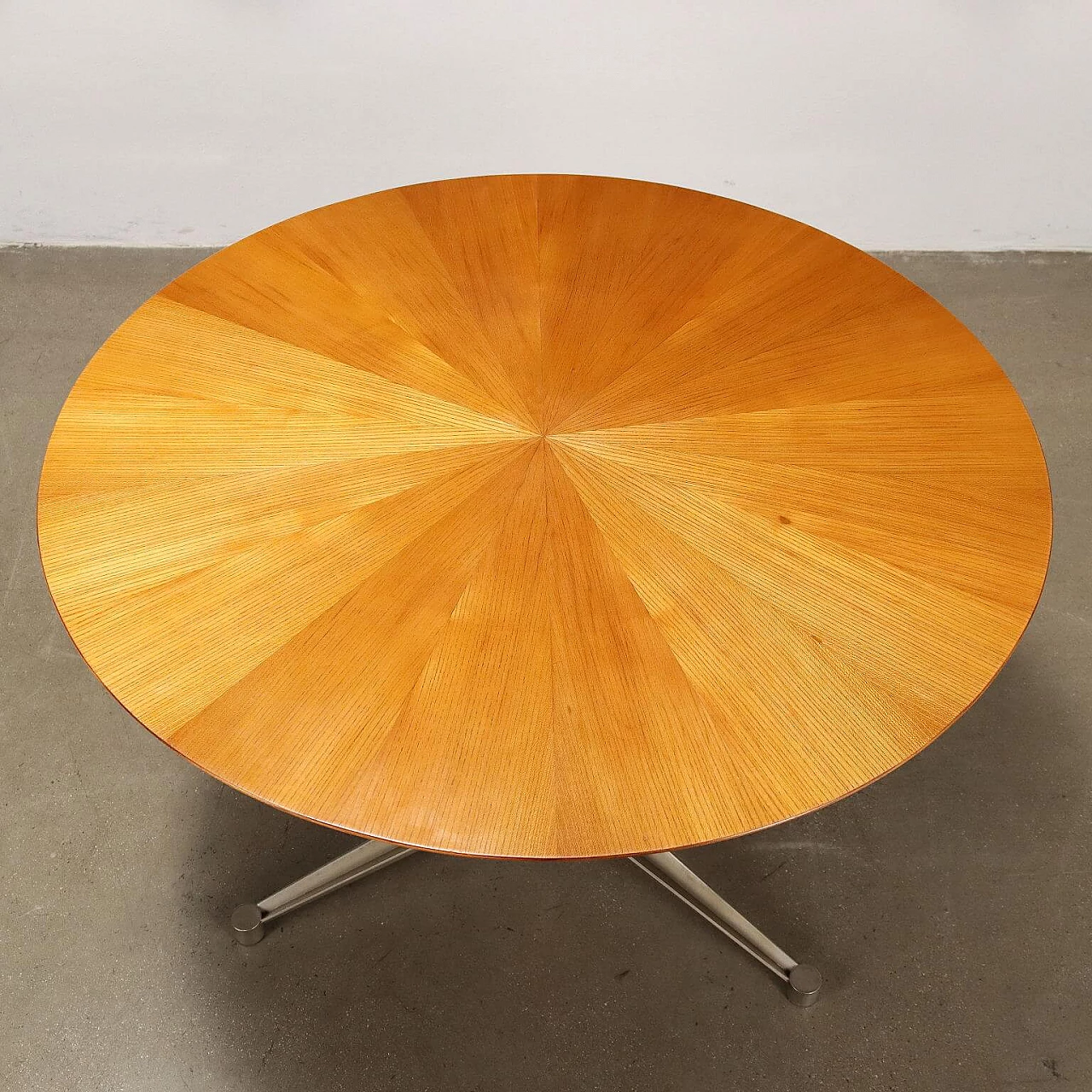 Round teak table, 1960s 5