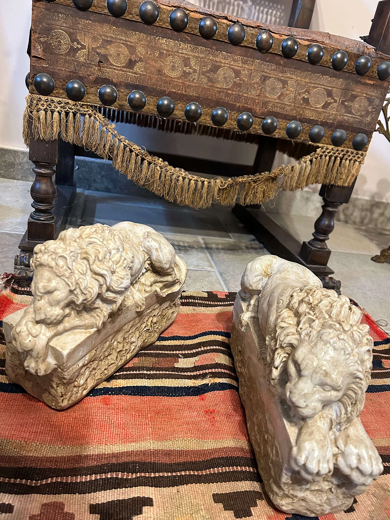 Leoni, copia da Canova, coppia di sculture in polvere di marmo 5