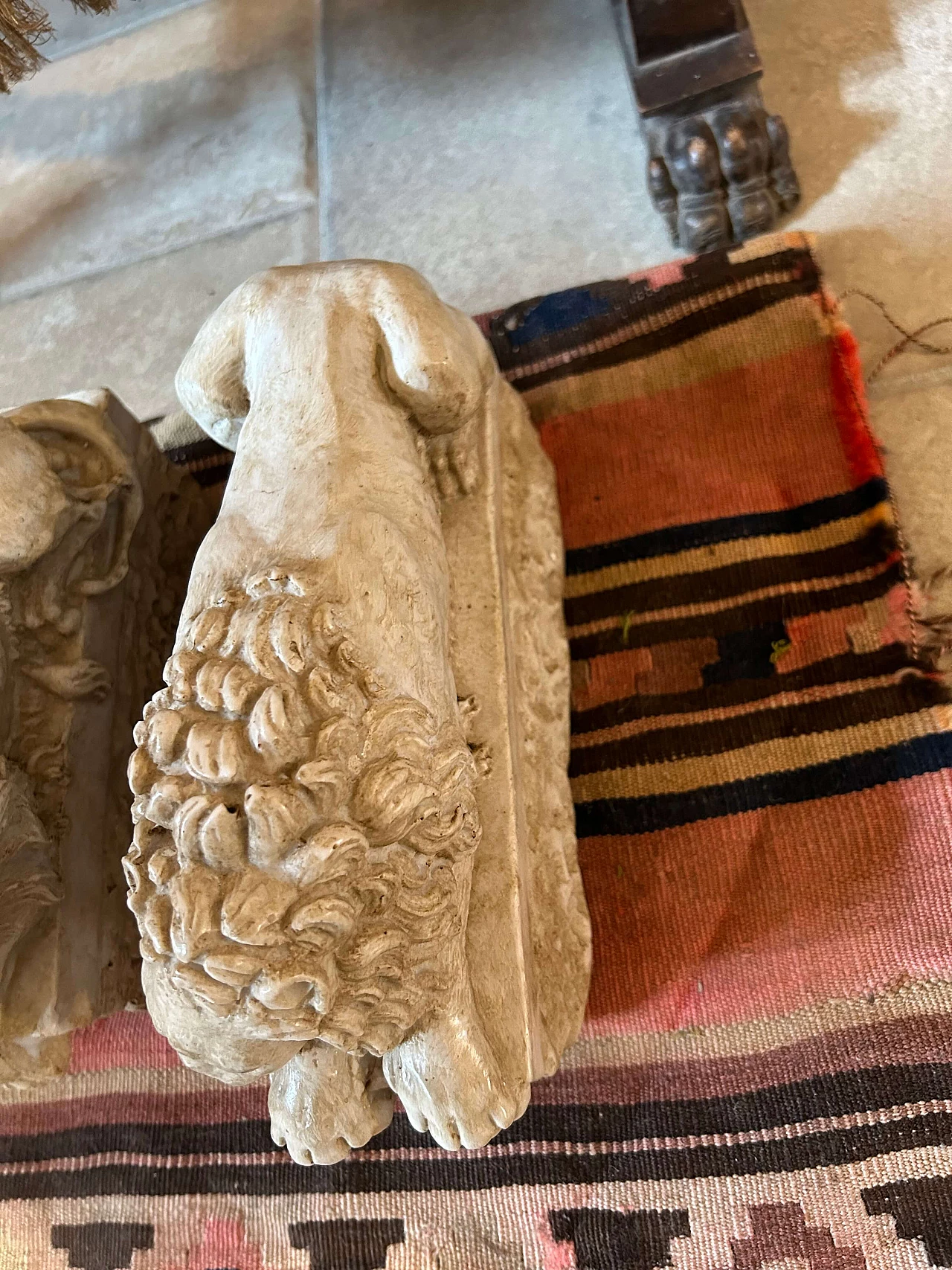 Leoni, copia da Canova, coppia di sculture in polvere di marmo 11