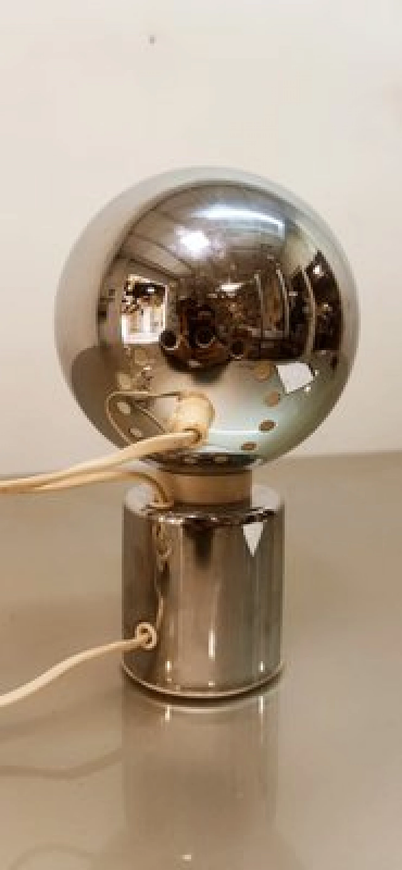 Lampada da tavolo in metallo di Goffredo Reggiani, anni '70 6