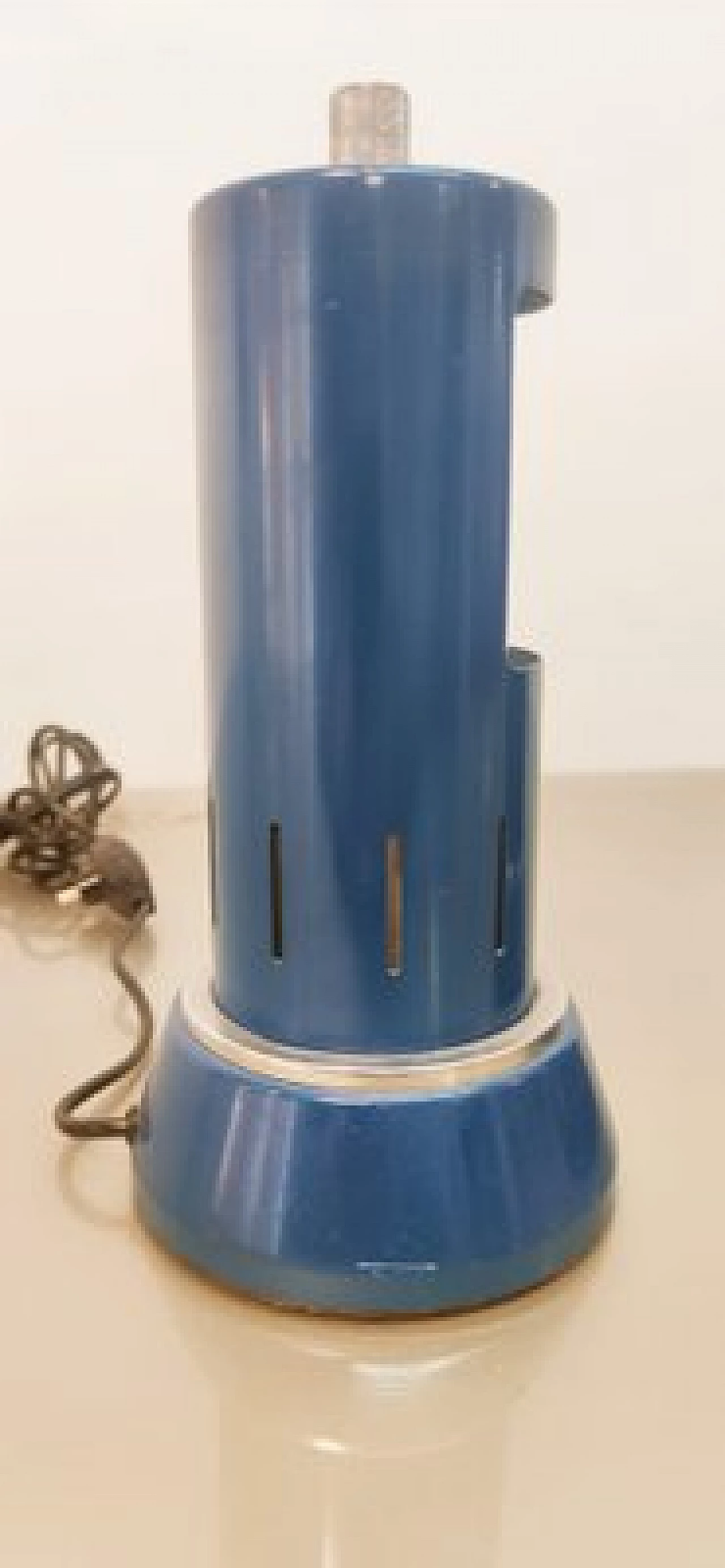 Lampada da tavolo in metallo blu e bianco, anni '60 13
