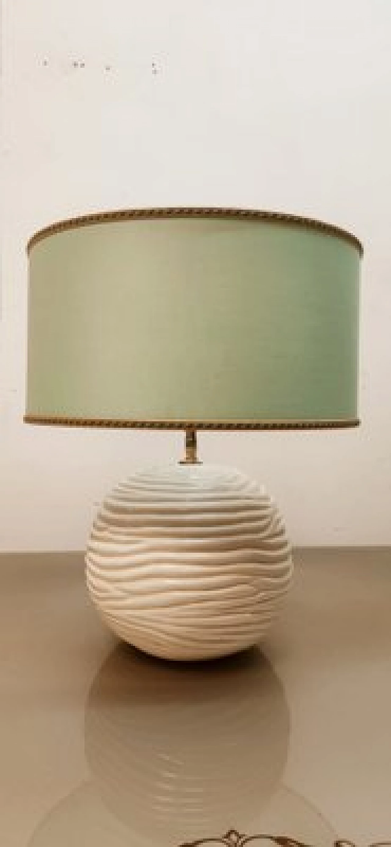 Lampada da tavolo in ceramica bianca con paralume verde acqua, anni '60 1