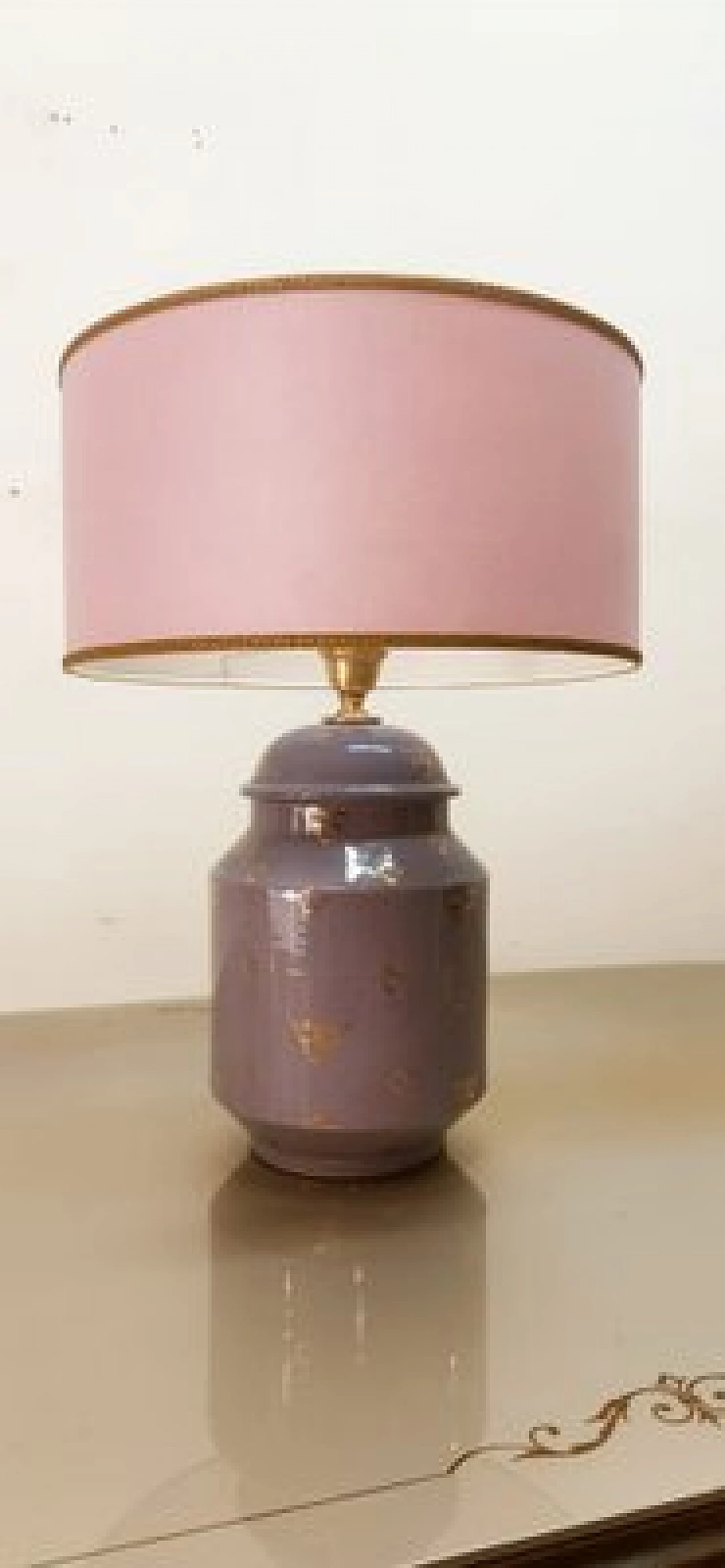 Lampada da tavolo in ceramica viola con paralume in tessuto, anni '70 8