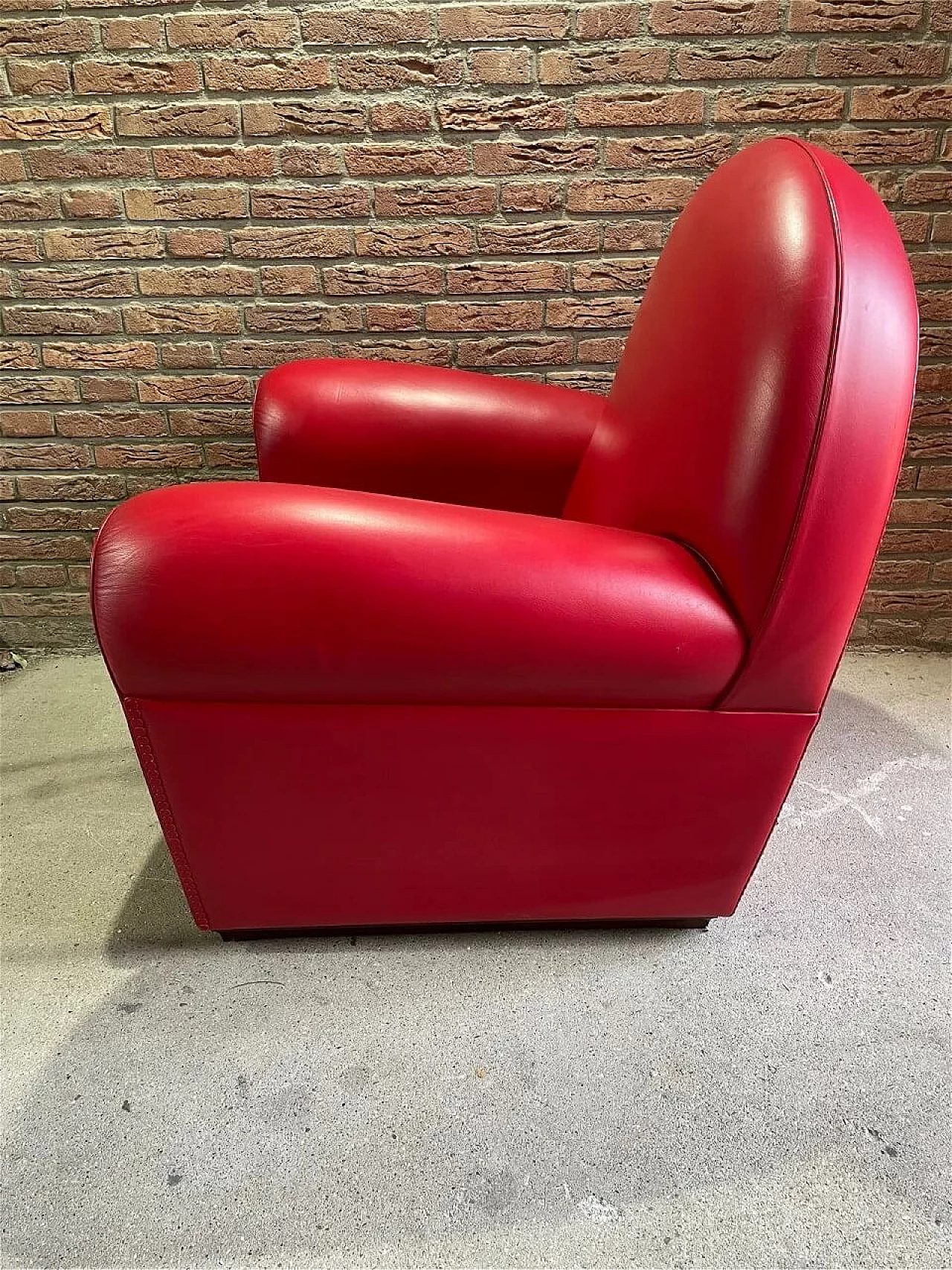 Vanity Fair 904 armchair by Renzo Frau for Poltrona Frau, 1990s 5