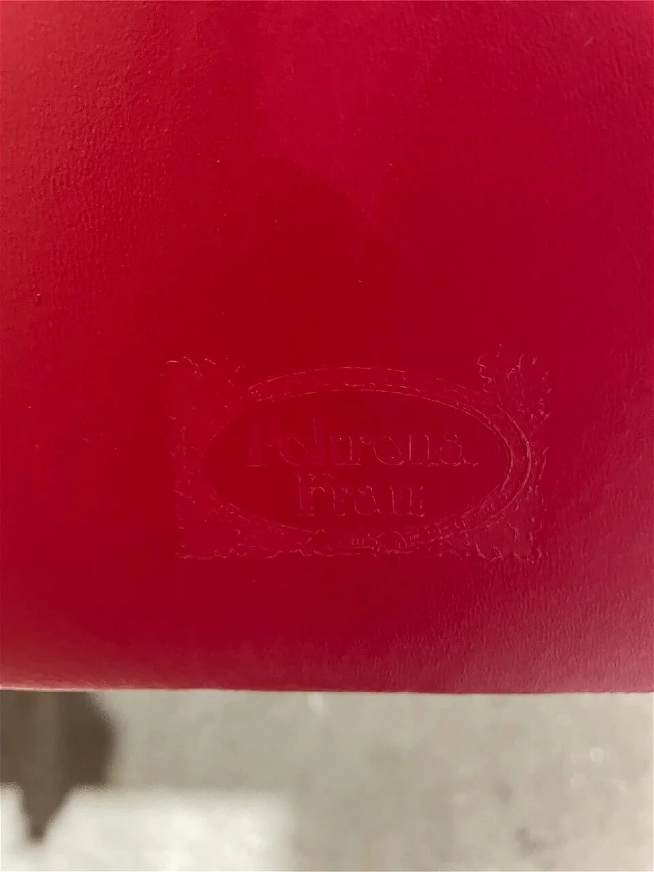 Poltrona Vanity Fair 904 di Renzo Frau per Poltrona Frau, anni '90 9