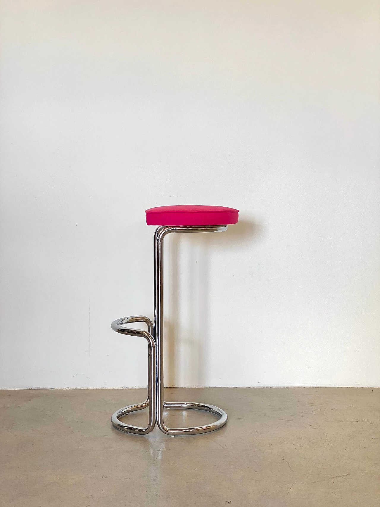 Pair of steel bar stools, 1970s 2