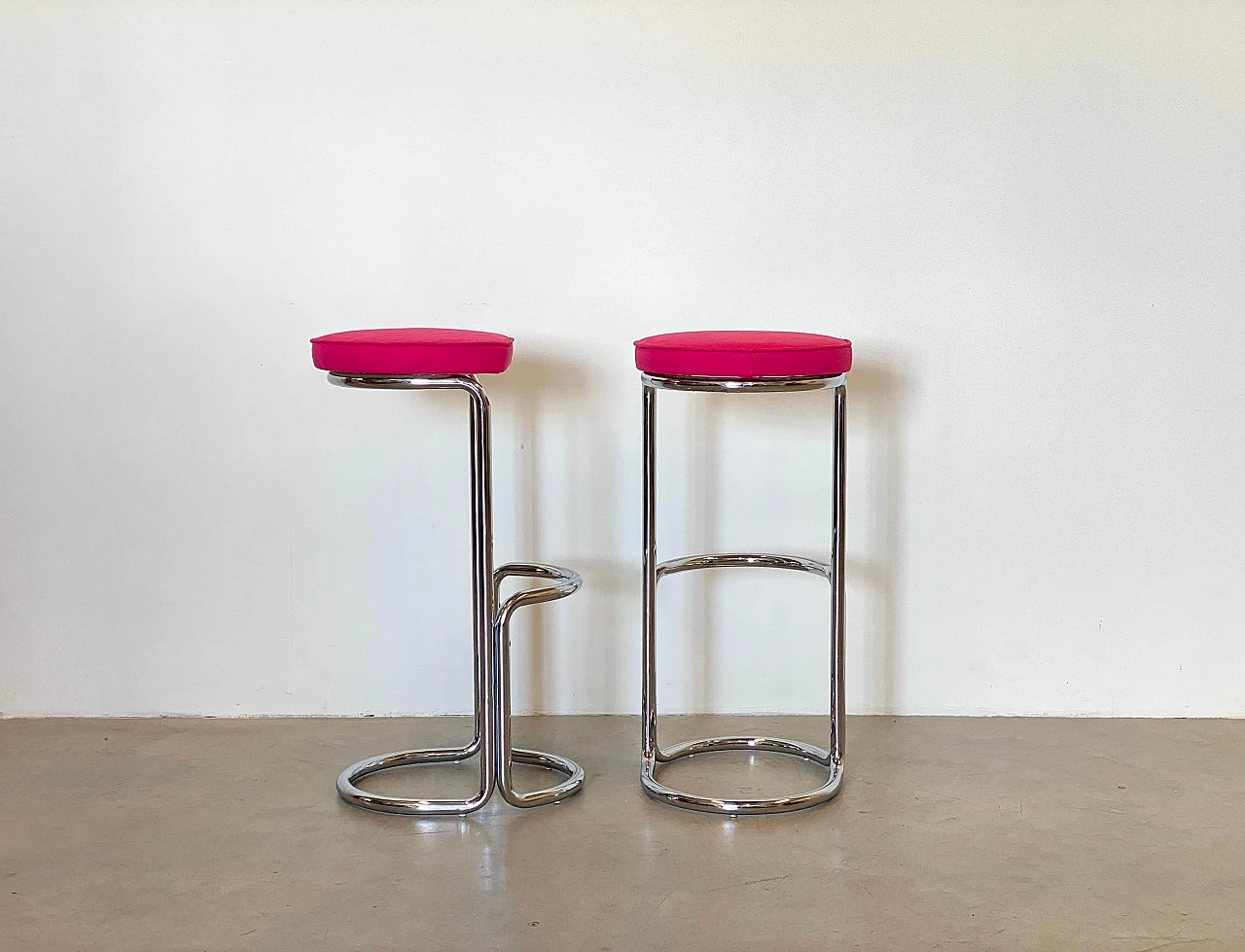Pair of steel bar stools, 1970s 9