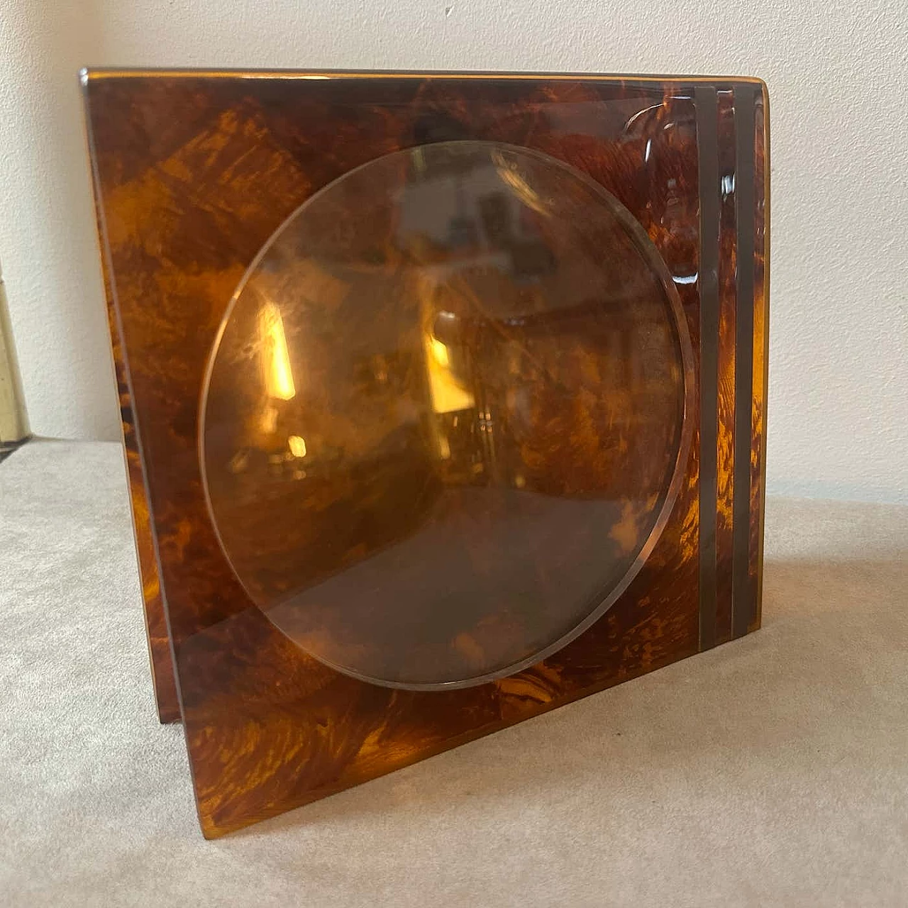 Lucite and brass picture frame with tortoiseshell effect, 1970s 5