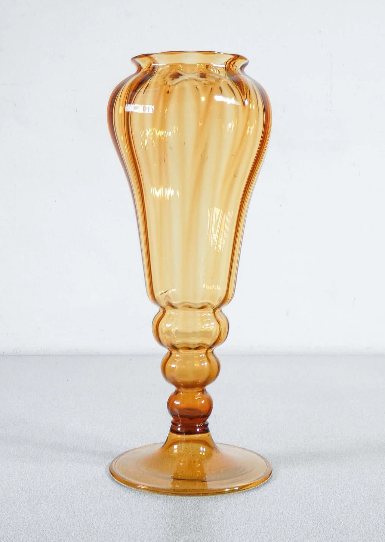 Blown glass vase by Vittorio Zecchin for MVM Cappellin, 1920s 3