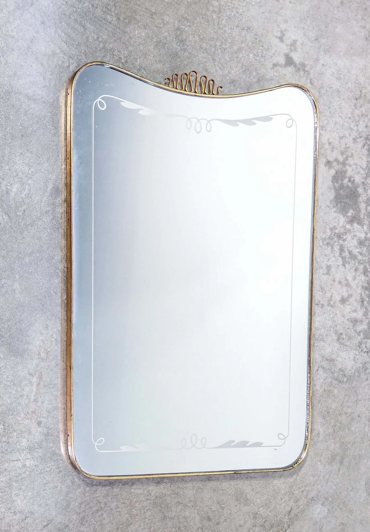 Specchio da parete con cornice in metallo dorato di Giò Ponti, anni '50 1