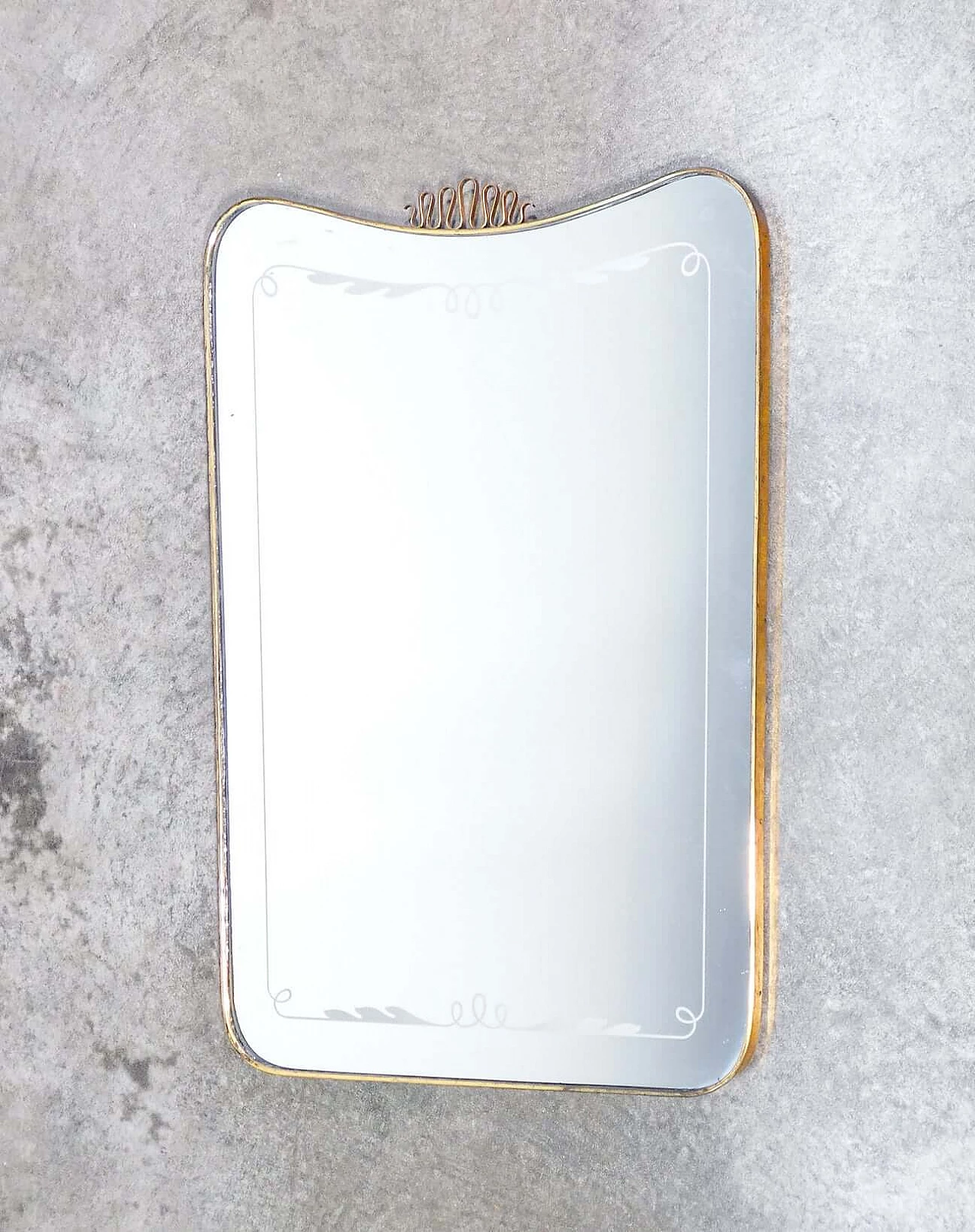 Specchio da parete con cornice in metallo dorato di Giò Ponti, anni '50 6