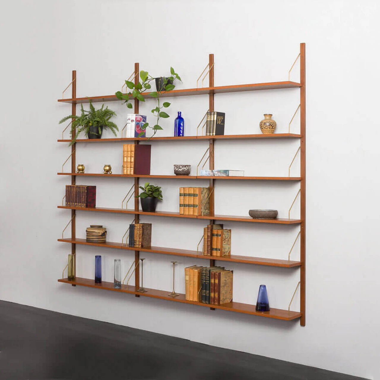 Modular teak 18-shelf  bookcase in the style of Poul Cadovius, 1970s 2