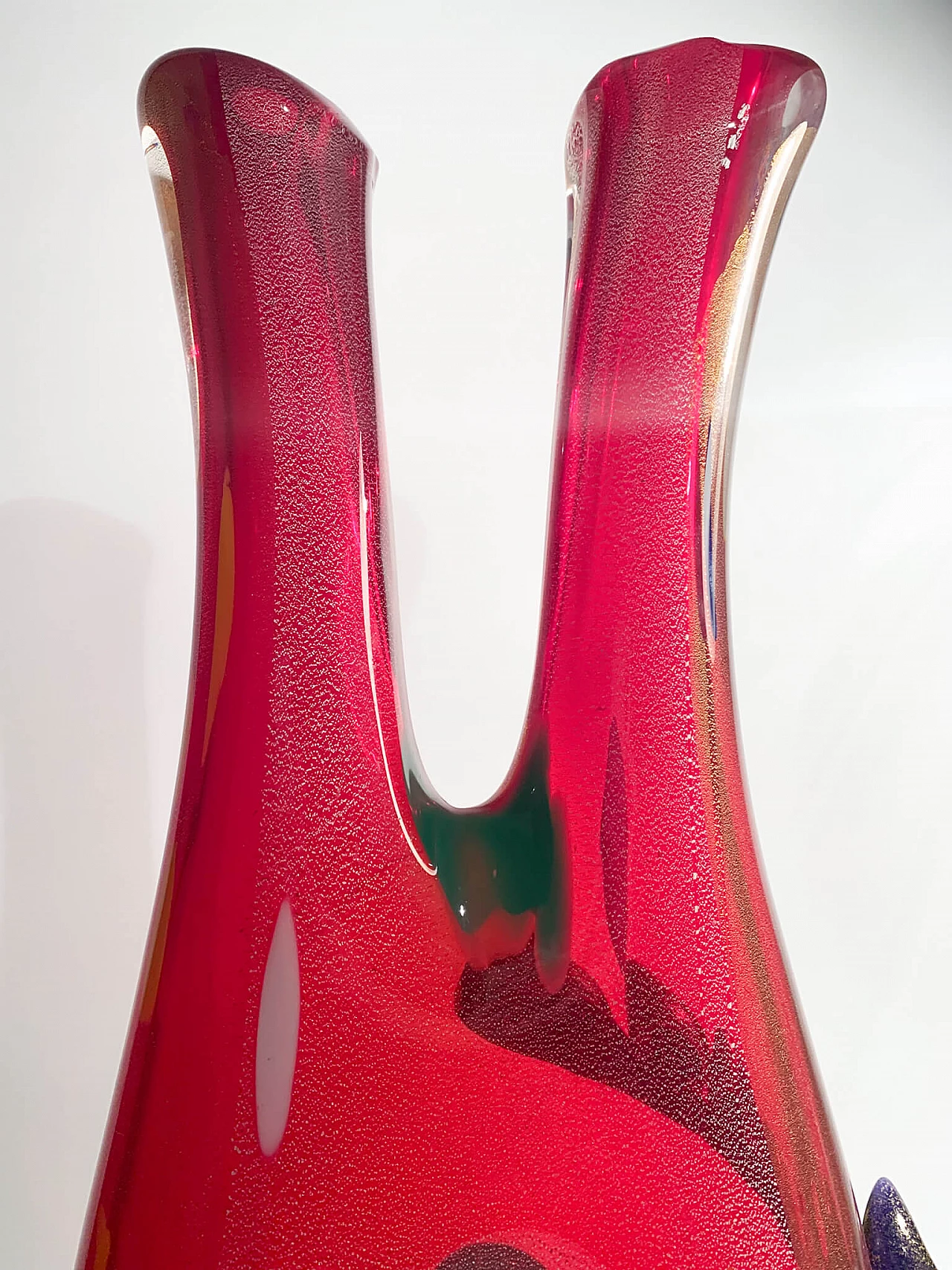 Vaso in vetro di Murano rosso e multicolore nello stile di Dino Martens, anni '50 4