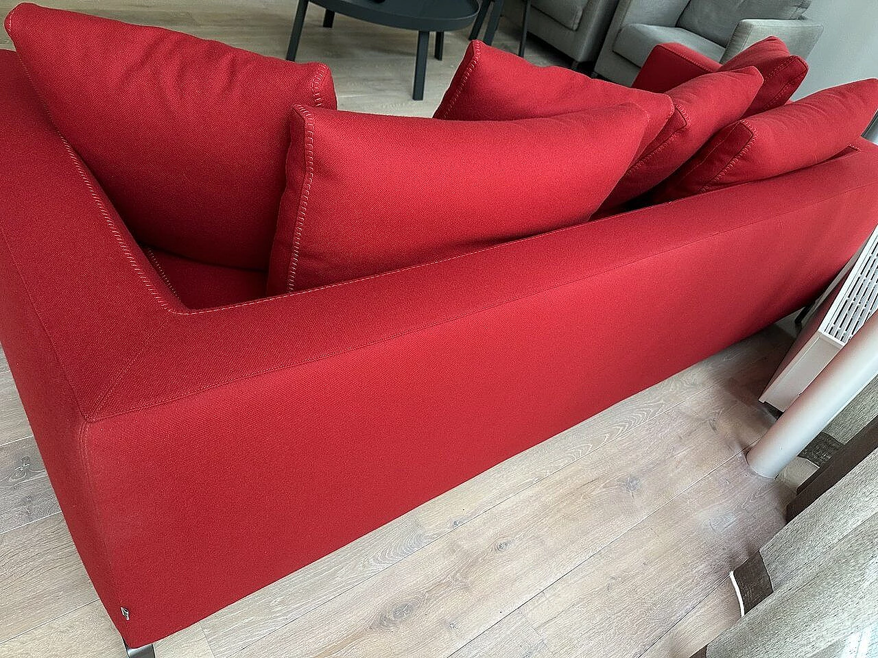 RAY 235 three-seater sofa in red Maxalto wool by Antonio Citterio for B&B Italia 6
