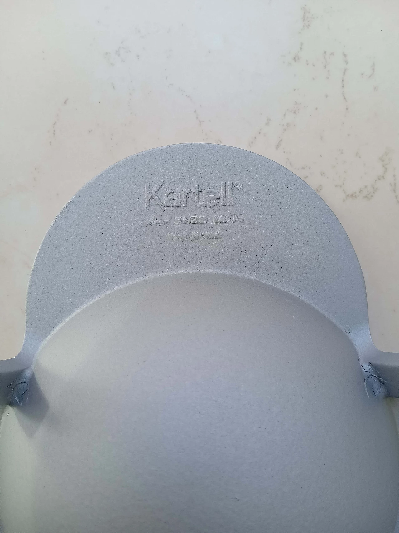 Posacenere Clino di Enzo Mari per Kartell 4