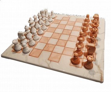 Scacchiera e scacchi in alabastro di Volterra bianco e rosa, anni '70