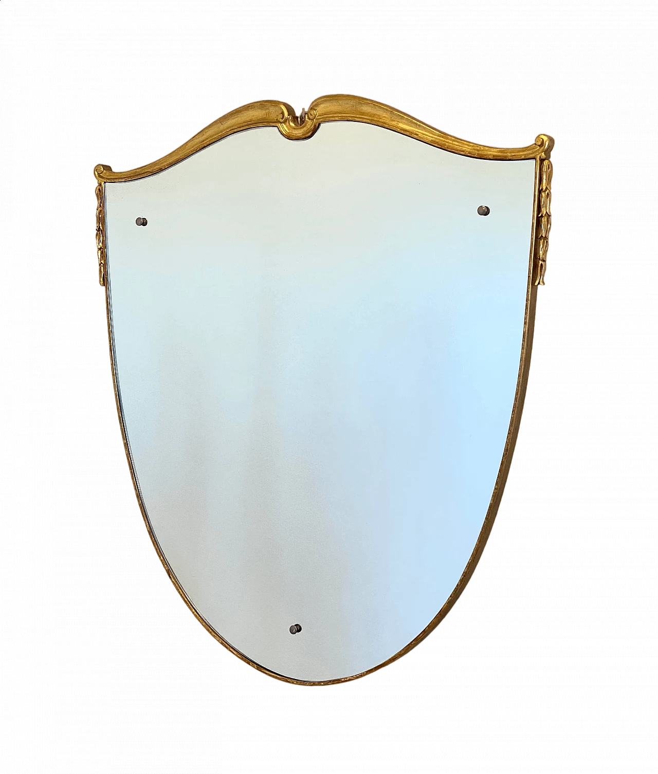 Specchiera a forma di scudo con cornice in legno dorato, anni '60 12