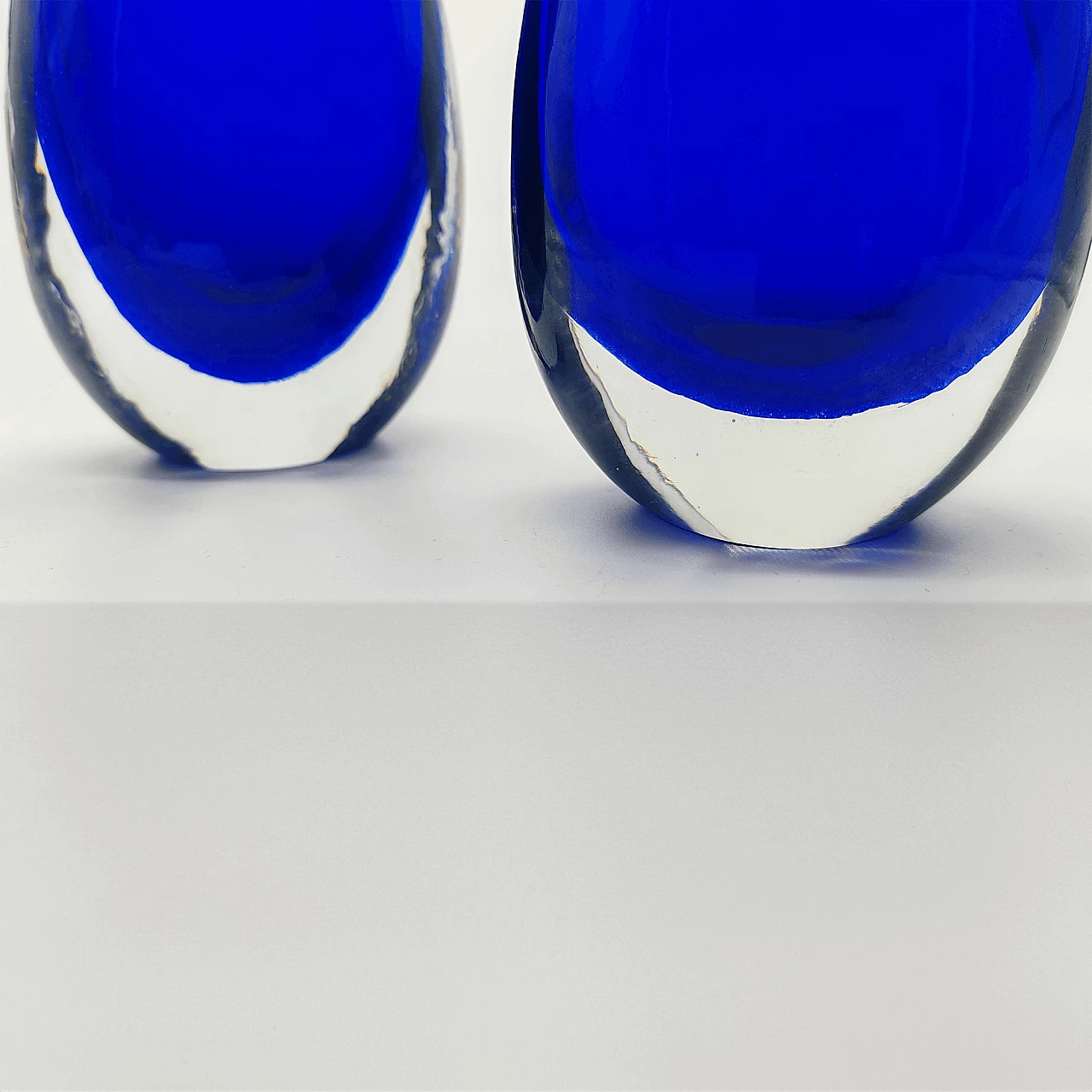 Coppia di vasi in vetro di Murano blu di Flavio Poli per Seguso, anni '60 7