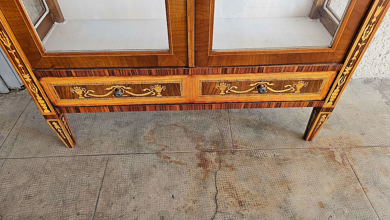 Lombard display case in walnut with boxwood inlay, early 20th century 7