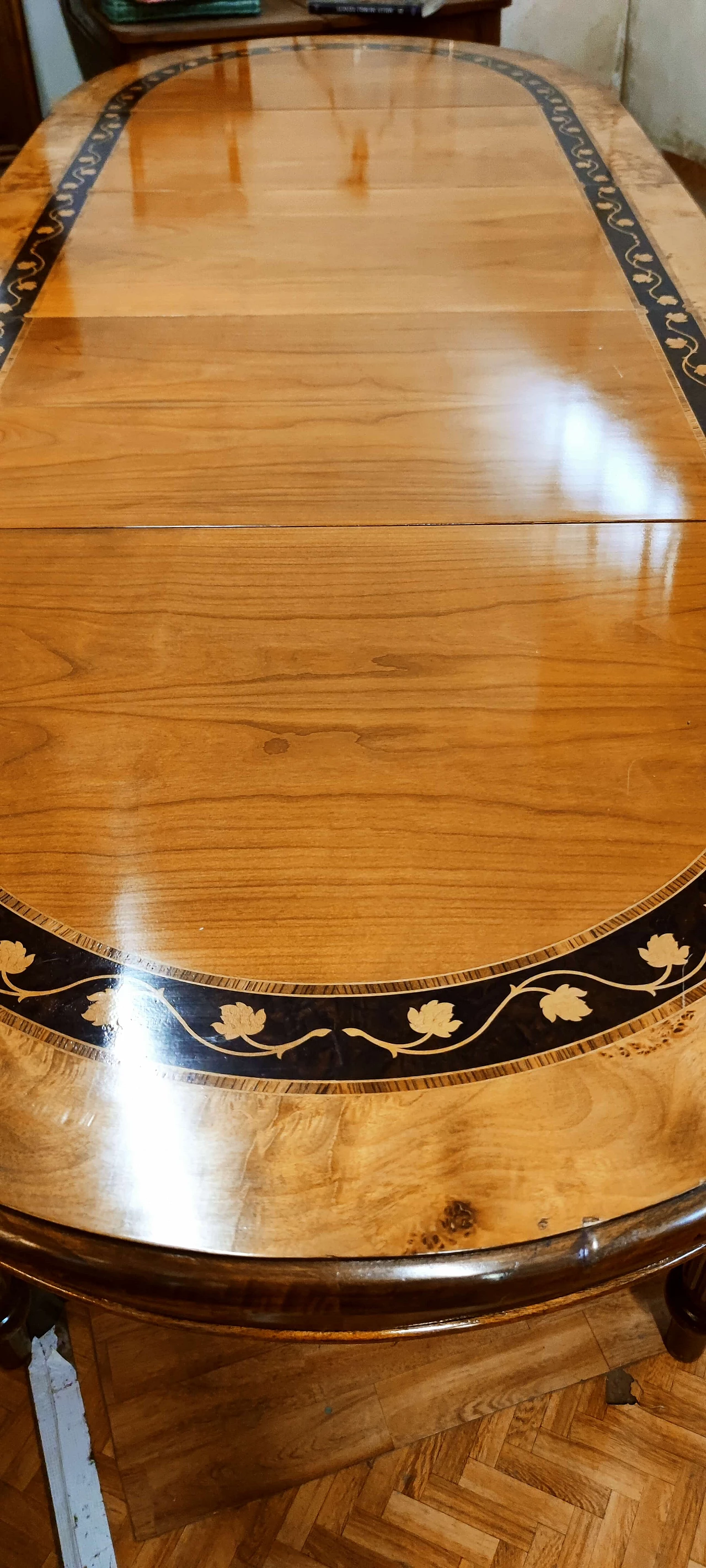 Extending cherry table with ebony and walnut inlay, early 20th century 2
