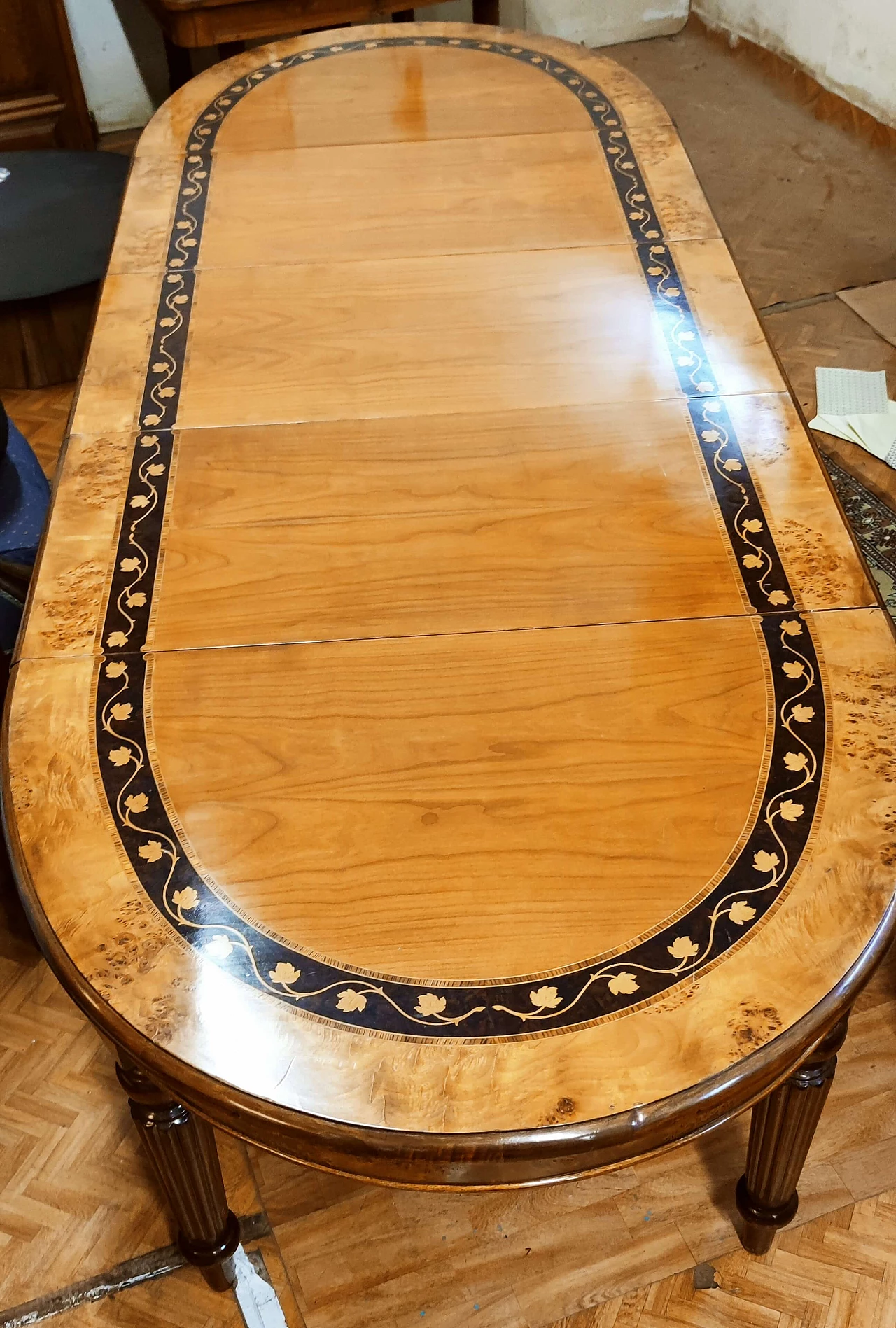 Extending cherry table with ebony and walnut inlay, early 20th century 4