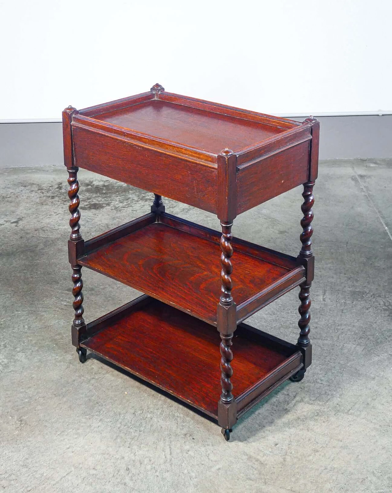 Three-shelf oak etagere with drawer and wheels, 19th century 6