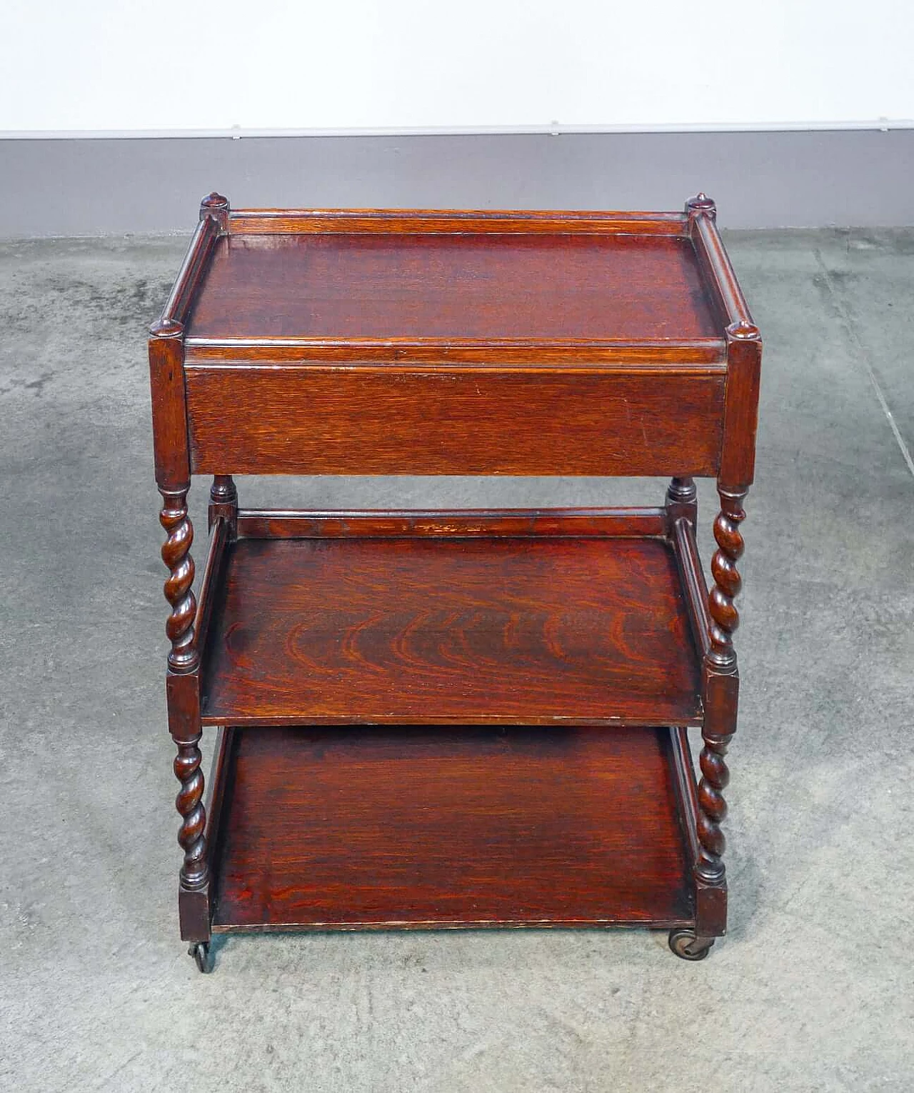Three-shelf oak etagere with drawer and wheels, 19th century 7