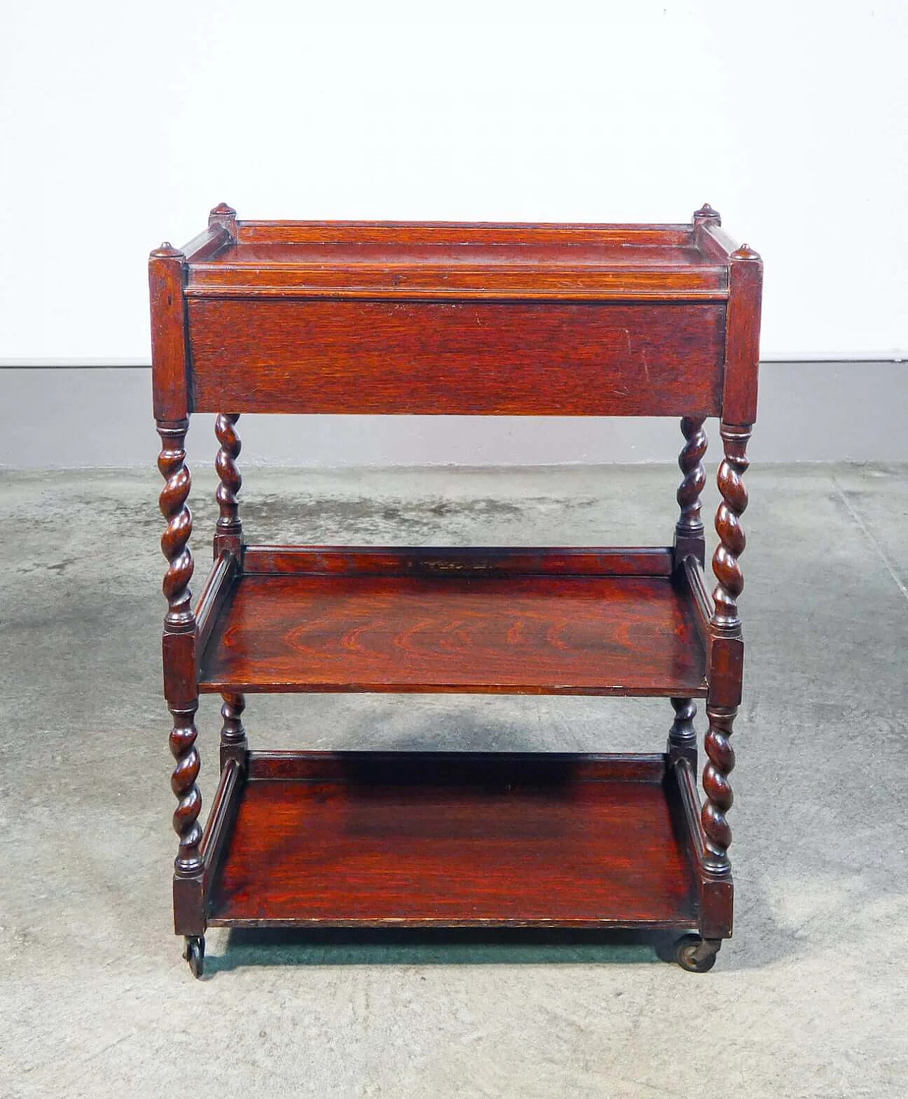 Three-shelf oak etagere with drawer and wheels, 19th century 9