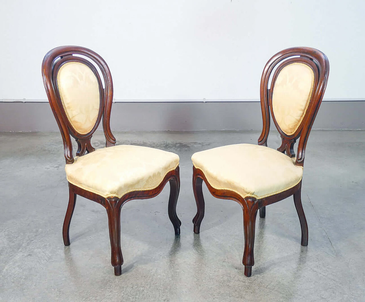 Pair of Louis Philippe chairs in solid walnut, 19th century 2