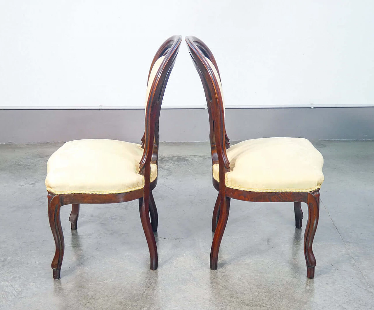 Pair of Louis Philippe chairs in solid walnut, 19th century 6