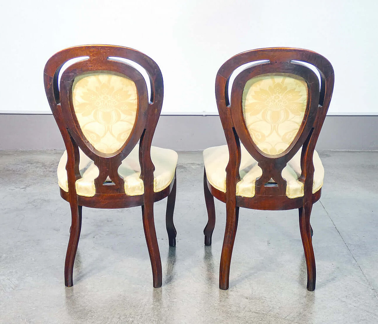 Pair of Louis Philippe chairs in solid walnut, 19th century 8