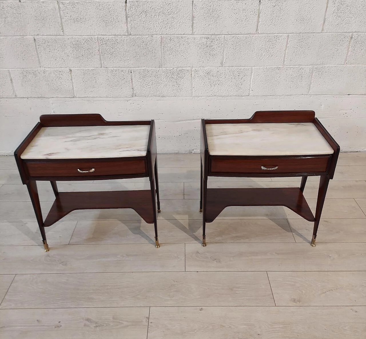 Pair of wooden bedside tables with marble top attributed to Vittorio Dassi, 1950s 3
