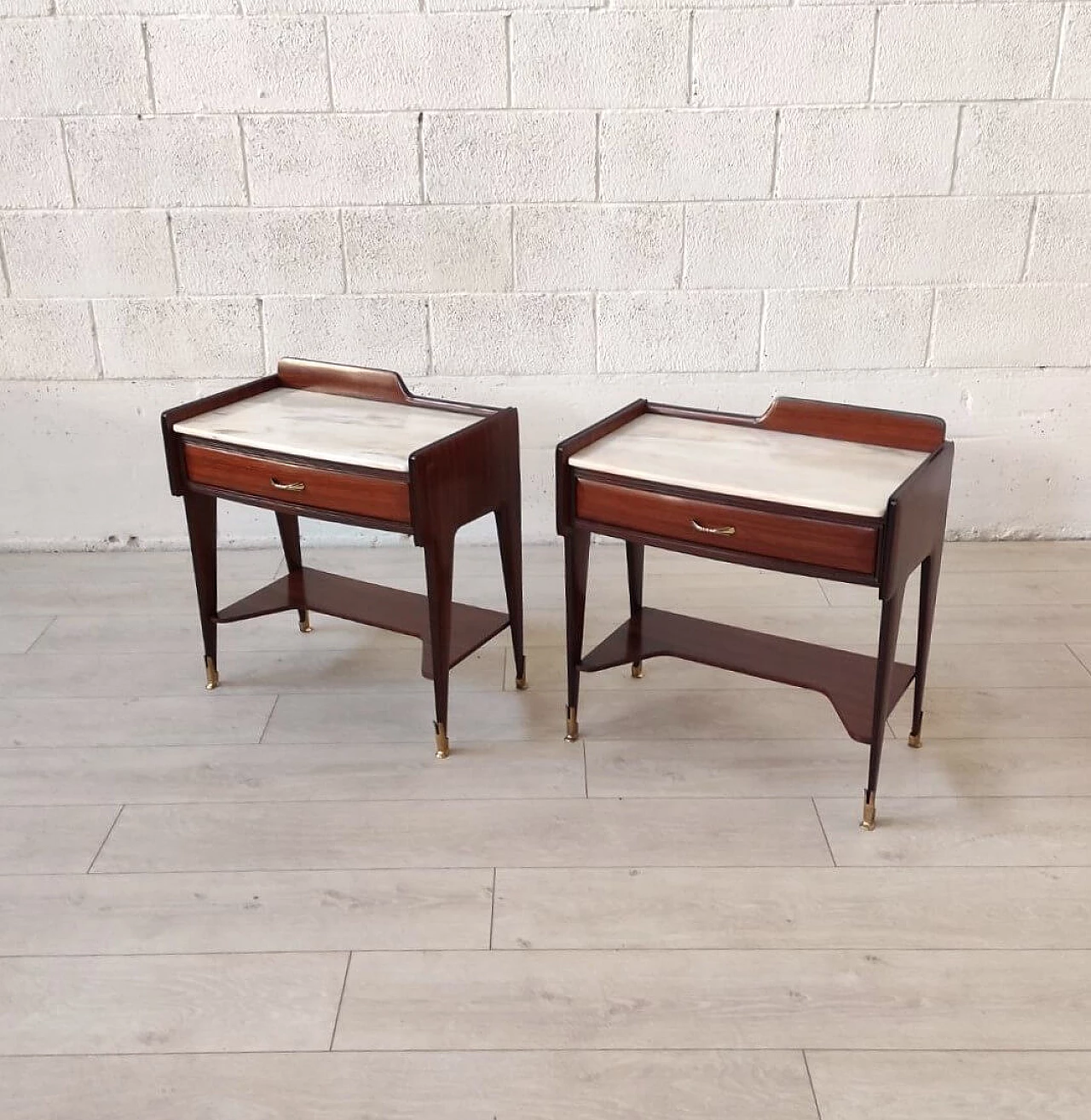Pair of wooden bedside tables with marble top attributed to Vittorio Dassi, 1950s 5