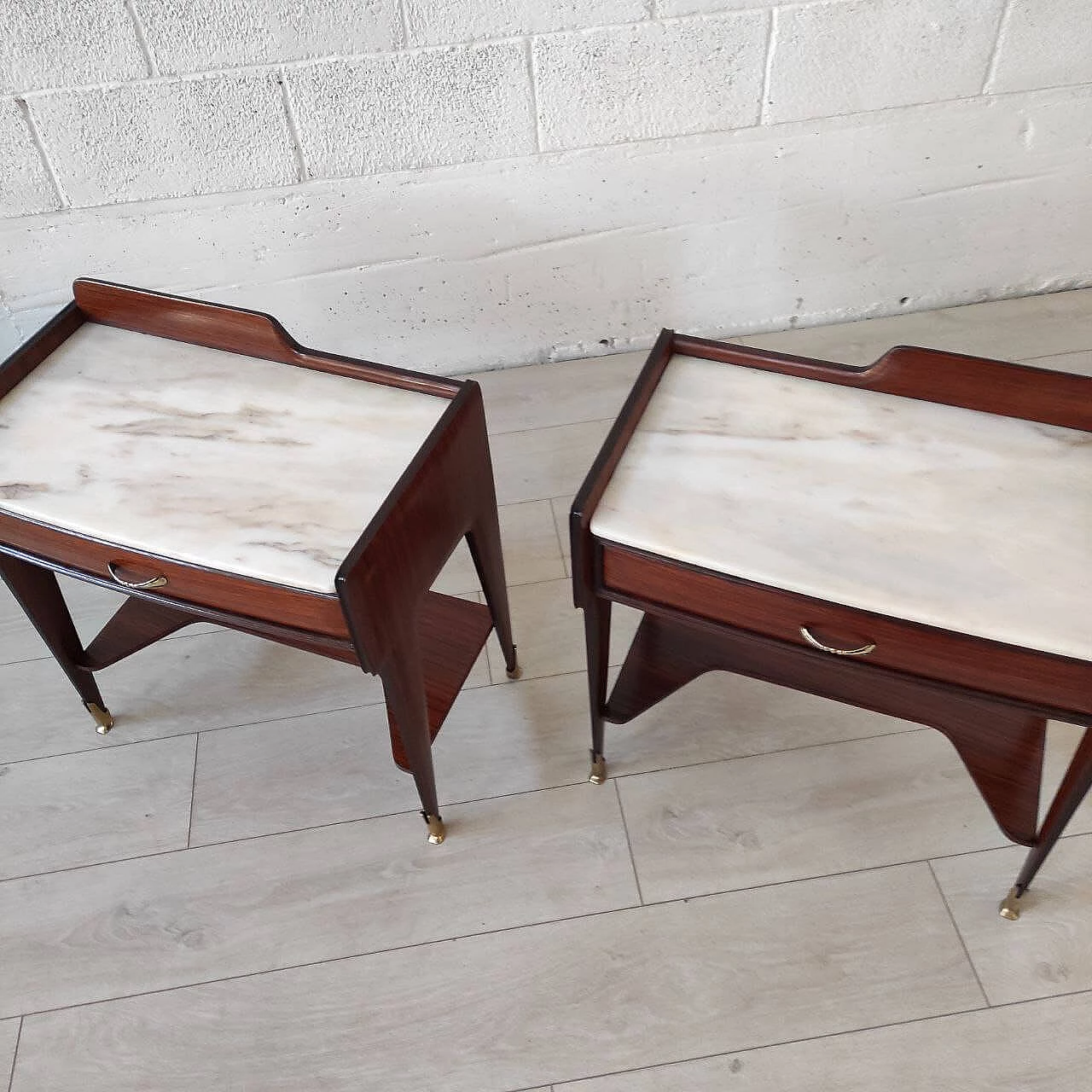 Pair of wooden bedside tables with marble top attributed to Vittorio Dassi, 1950s 6