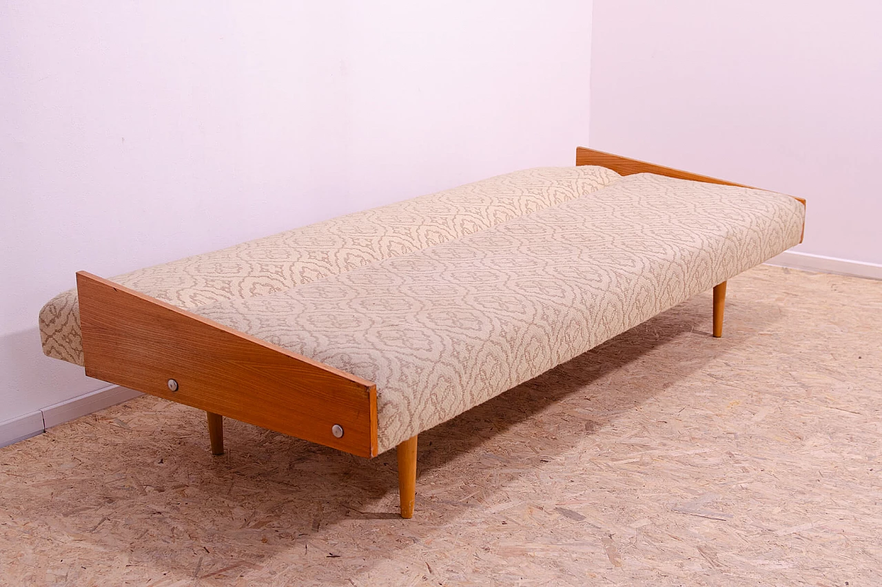 Divano letto pieghevole in legno impiallacciato frassino, anni '70 15