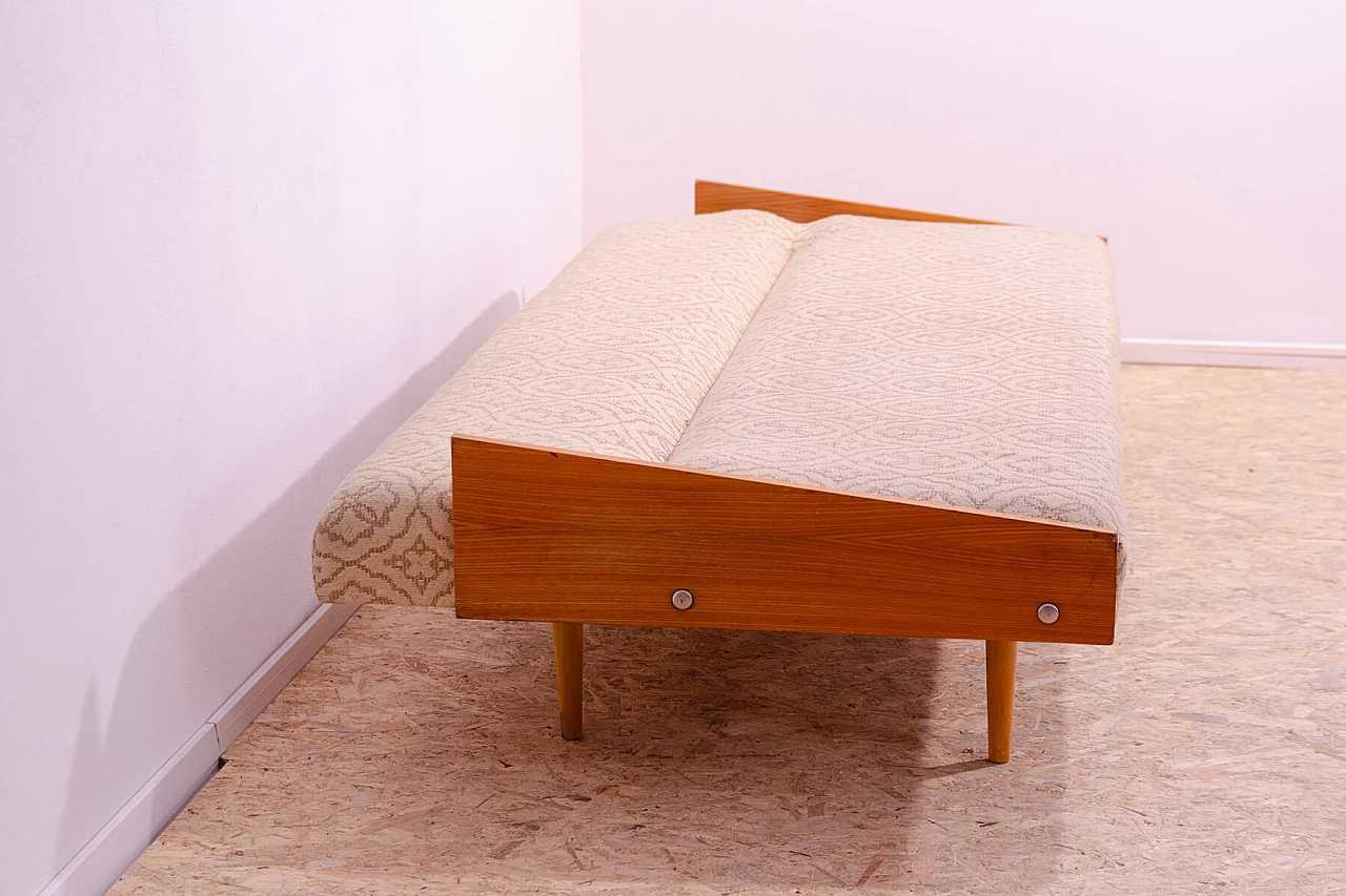 Divano letto pieghevole in legno impiallacciato frassino, anni '70 17