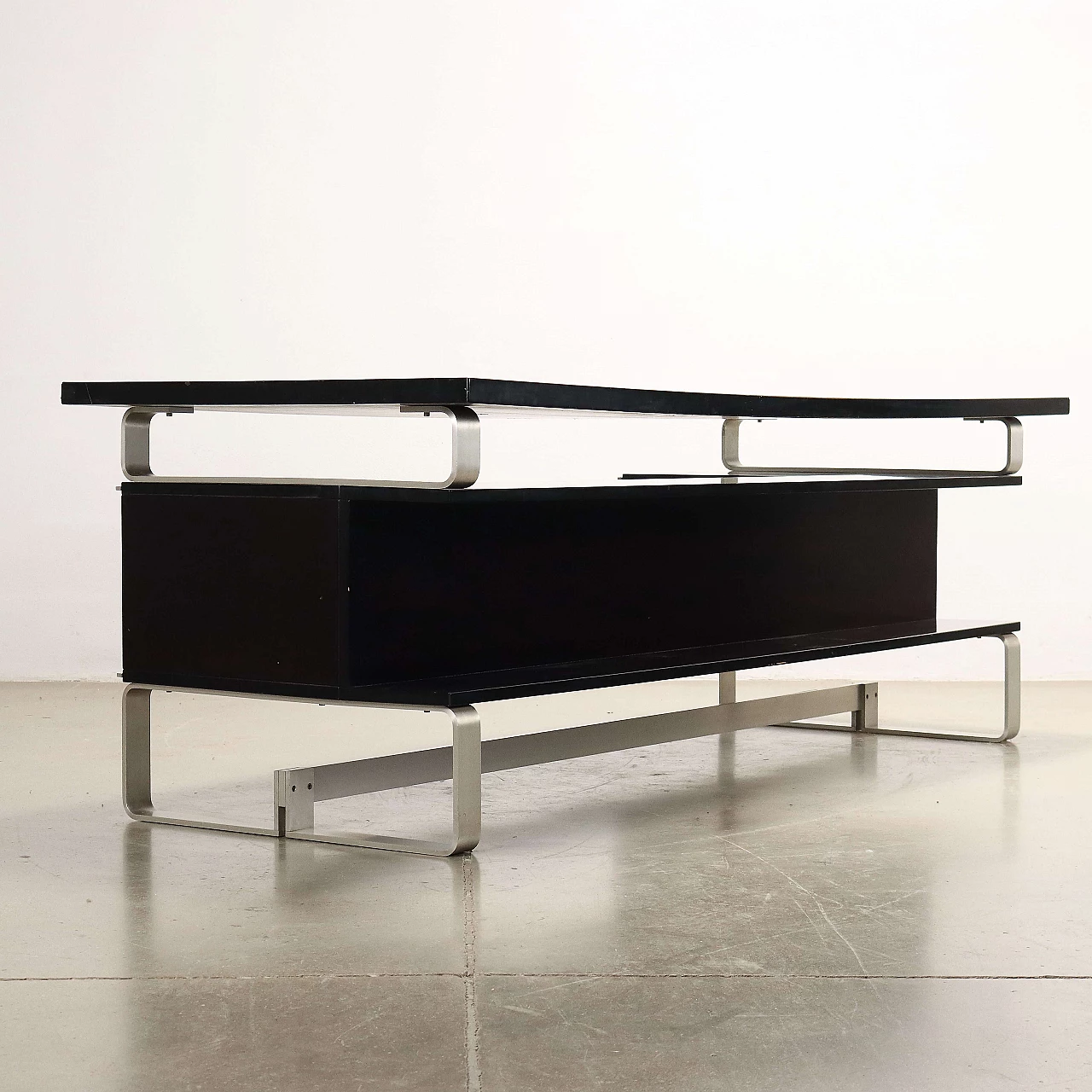 Black wood veneer desk with chrome-plated aluminum details, 1960s 10