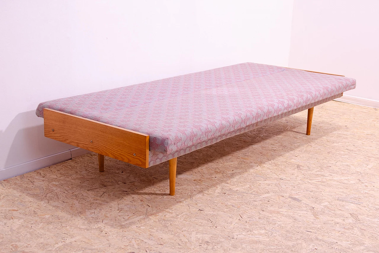 Czechoslovakian fabric and beech folding sofa bed, 1960s 15