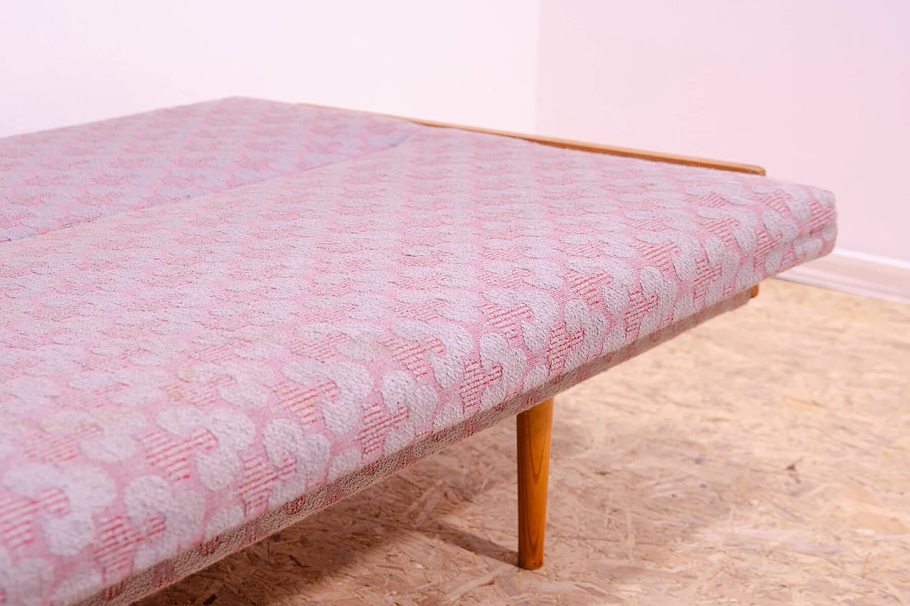 Czechoslovakian fabric and beech folding sofa bed, 1960s 17