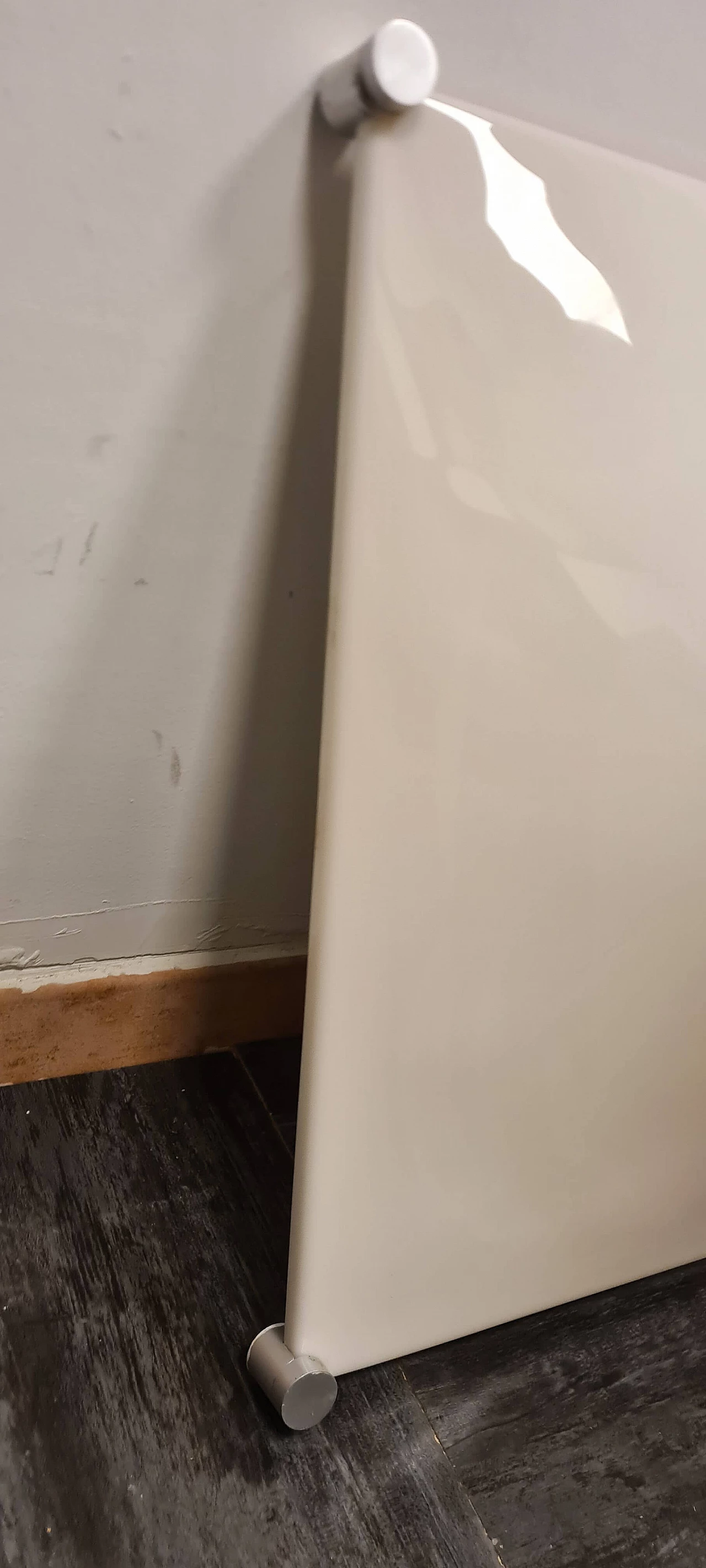 Bolla wall lamp in white acrylic by Elio Martinelli for Martinelli Luce, 1960s 6